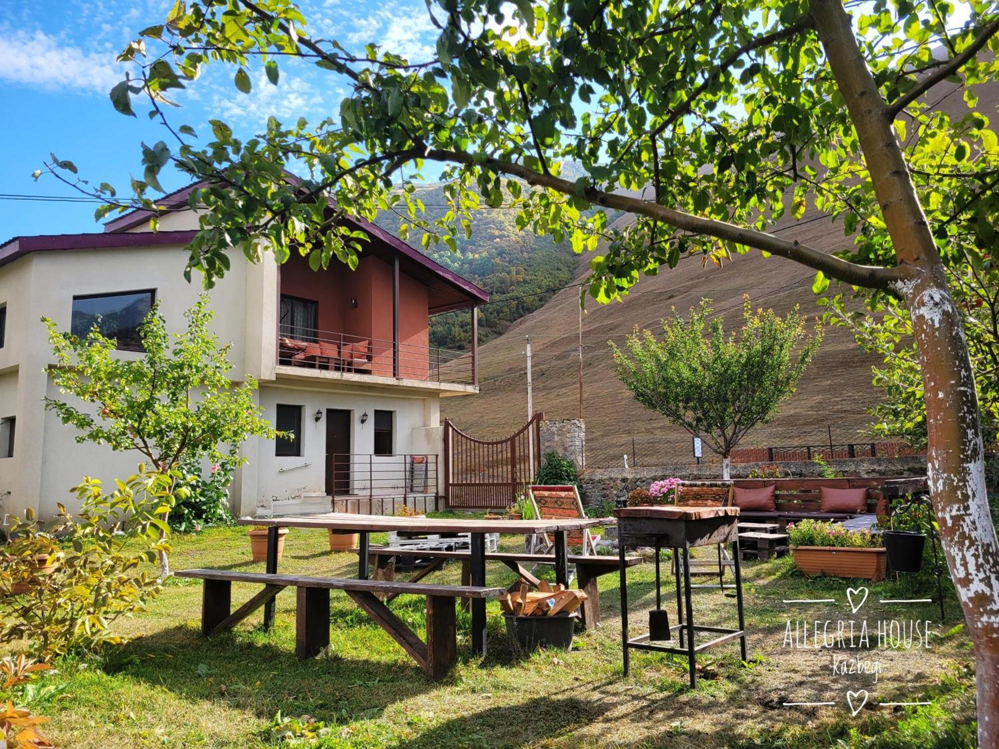 ---Allegria House--- Kazbegi Exteriör bild