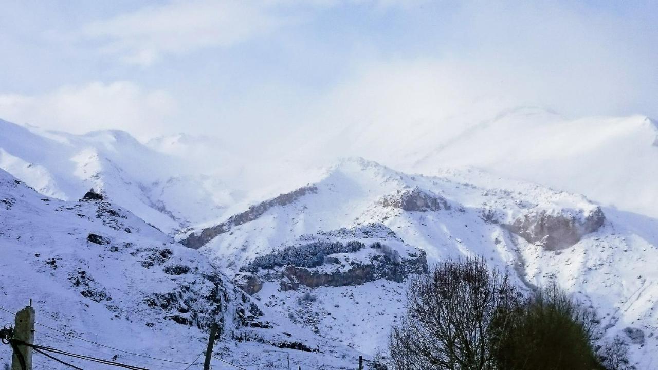 ---Allegria House--- Kazbegi Exteriör bild